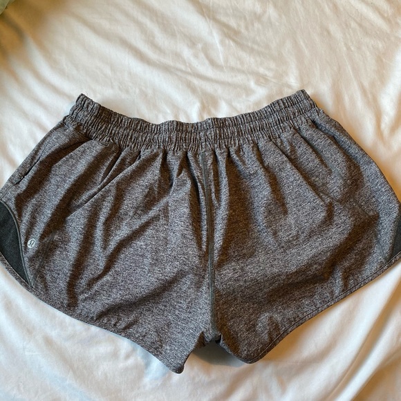 Lululemon Hotty Hot shorts,2.5” inseam - Picture 2 of 4